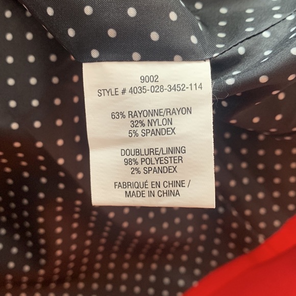 Laura Petites Red Stretch Blazer NWOT - Picture 7 of 7